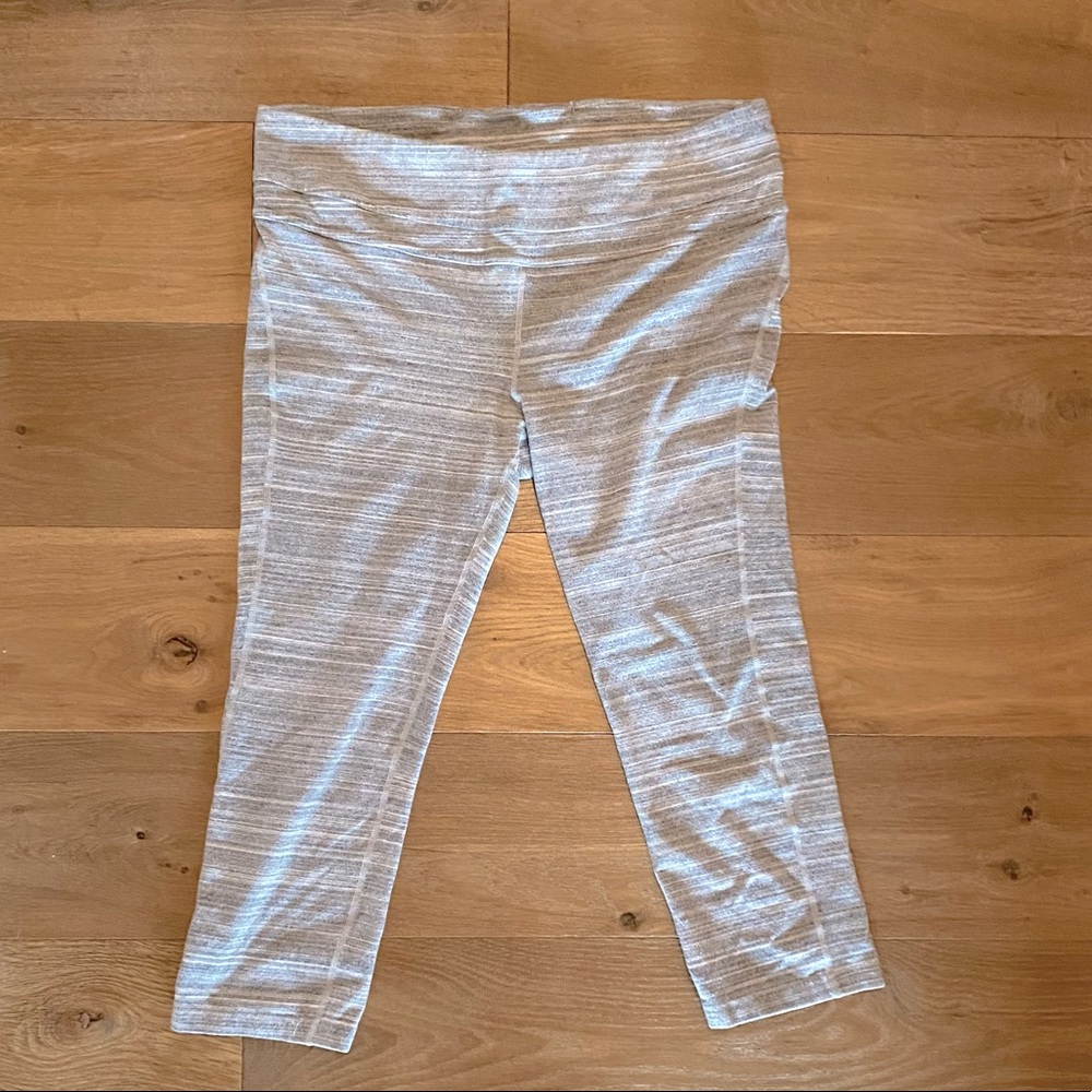Gray GapFit Capris - size large
